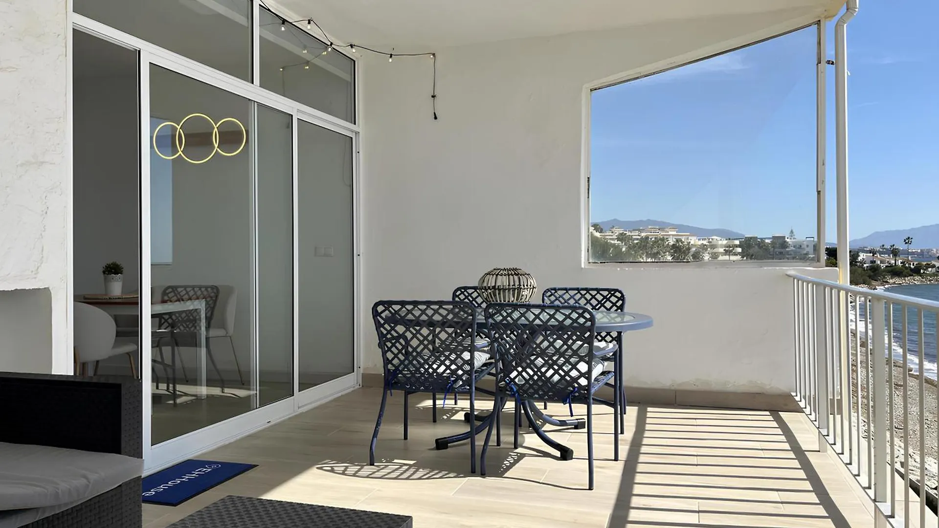 Exclusive Sea View Apartment Ehhouse Estepona